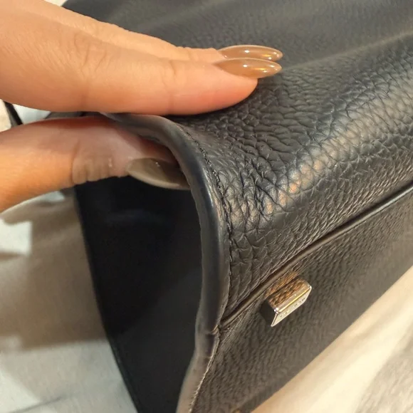 The Row Black Margaux 12 - Picture 14 of 16